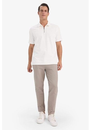 DeFacto Regular Fit Polo Yaka Yarım Fermuarlı Kısa Kollu Pilise Beyaz Tişört B7355AX25SPWT32