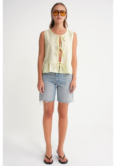 4717 Kadın Önü Bağcıklı Fırfırlı Kolsuz Keten Bluz Sarı Sari