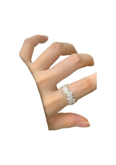 Soulader S925 Ayar Gümüş Minimalist Açık Halka Küpe Doğal Ahşap Desenli Düzensiz Pile Detaylı Özel Tasarım Kadın Gümüş Takı Gümüş