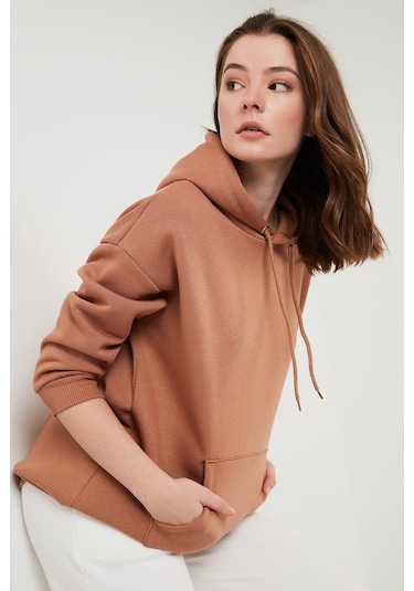Lela Regular Fit Pamuklu Kapüşonlu Yaka Şardonlu Kışlık Bayan Sweat 5863854 Bisküvi Lela Regular Fit Pamuklu Kapüşonlu Yaka Şardonlu Kışlık Bayan Sweat 5863854 Bisküvi
