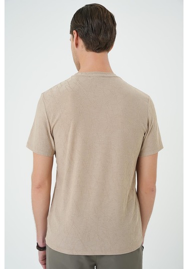 Comfort Fit Bisiklet Yaka Kabartma Desenli Casual Bej Tişört Ts 899 Bej
