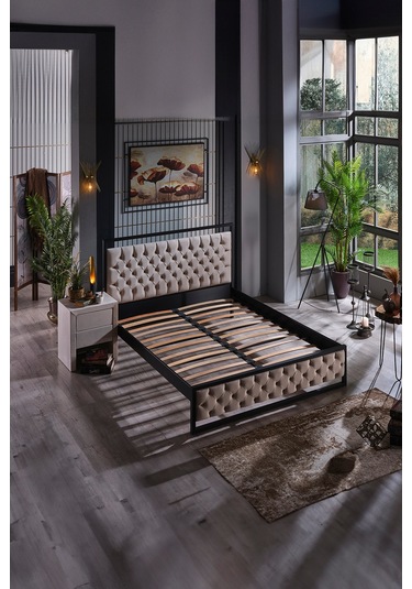 Mithra Çift Kişilik Metal Karyola Krem Ahşap Latalı