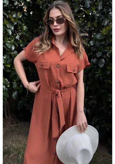 Kadın Kiremit Kısa Kol, Gömlek Yaka, Düz Desen, Çift Cepli, Aerobin Kumaş, Kuşaklı Maxi Elbise Kiremit