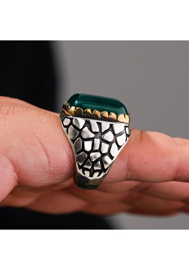 925 Ayar Kare Yeşil Akik Taşlı Tuğla Kasa Gümüş Erkek Yüzük Gümüş