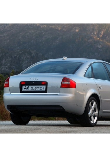 Audı A6 Yıl 2001-2005 Arası Depo Sağ Stop Lambası 4B5945096B