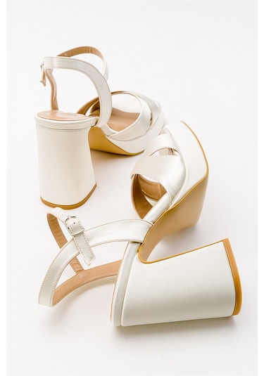 Luvishoes Lello Ekru Bej Saten Kadın Topuklu Ayakkabı Bej - Ekru