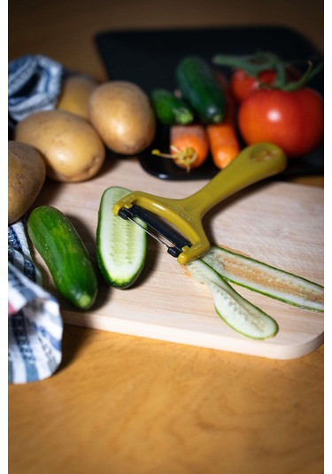 Solingen Simli Gold Sapan Soyacak Paslanmaz Alman Çeliği, Ergonomik Sap, Yüksek Keskinlik-210 Sarı