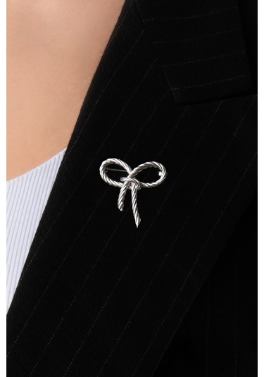 Kurdele 18 Ayar Beyaz Altın Kaplama Gümüş Broş Beyaz Altın Kaplama