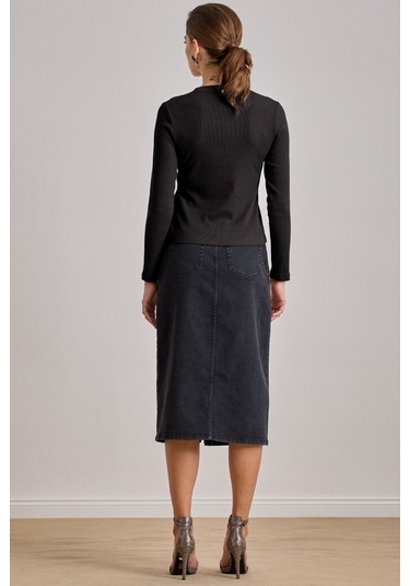 Dar Kesim Siyah Kaşkorse Bluz Siyah