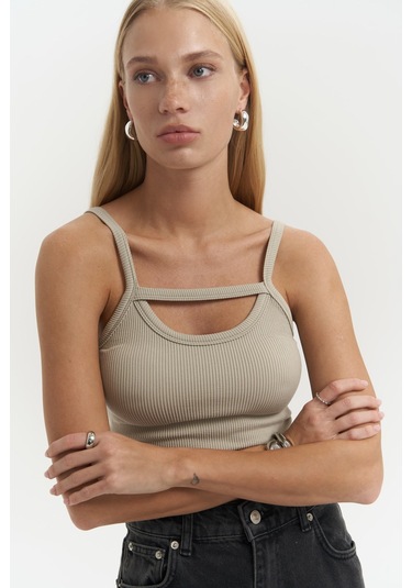 3396 - Noam Soft Haki Ön Detay Fitilli Crop Haki