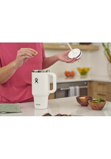 Hydro Flask Pipetli Termos Bardak 1.18 Lt Whıte