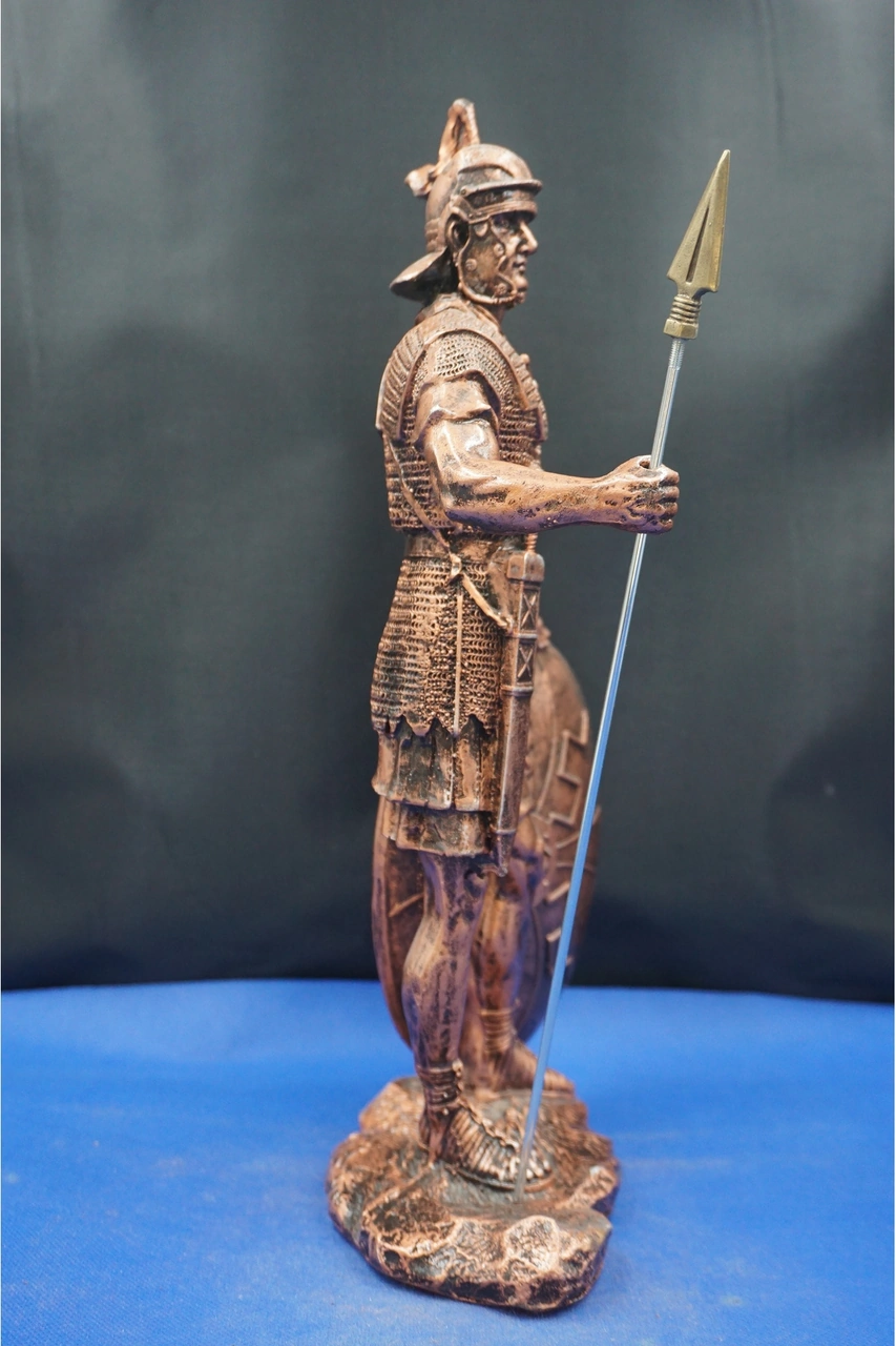 Mızrak Ve Kalkanı İle Roma Savaşçı Heykeli Biblo Ev Dekor & Hediyelik Aksesuar 32 Cm