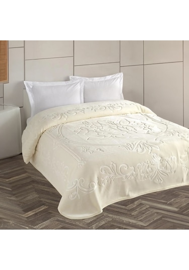 Bej Renk Kristal Taç Battaniyesi Bej