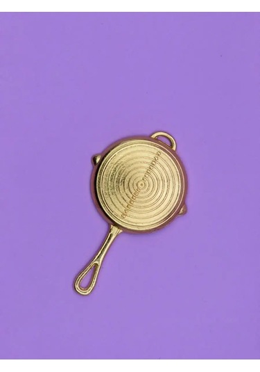 Market Alls Aracın İçinde Kasklı Ve Gözlükleri Olan Ördek 153251514