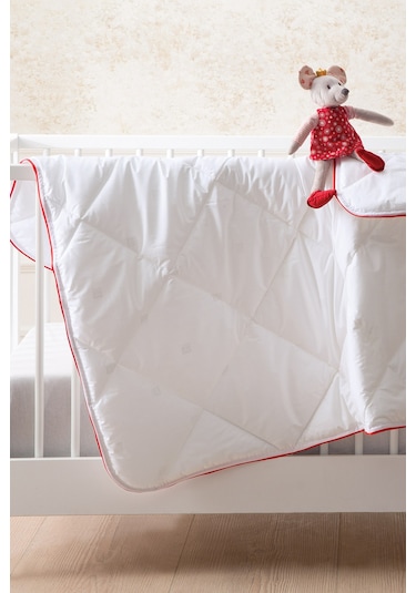 Yataş Bedding Dacron 95 Yorgan 200 Gr. Bebek