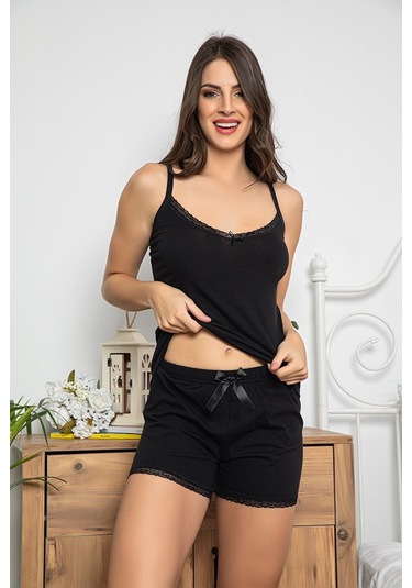 Kadın Siyah Renkli Büstiyerli Dantel Detaylı Şortlu Pijama Takımı 20009 Siyah1 Siyah