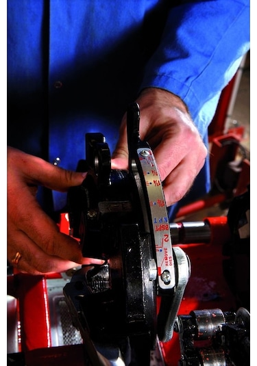 Virax 162120 1/2''x2' Tezgah Tipi Elektrikli Boru Pafta Makinesi