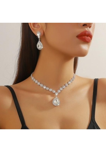 Beyaz 2 Adet/takım Kadınlar Düğün Takısı Seti Su Damlası Şekli Parlayan Sahte Kristal Gerdanlık Kolye Dangle Küpe Seti Beyaz