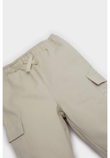 DeFacto Erkek Bebek Beli Lastikli Kargo Cepli Gabardin Pantolon E2010A525SPBG779 Bej