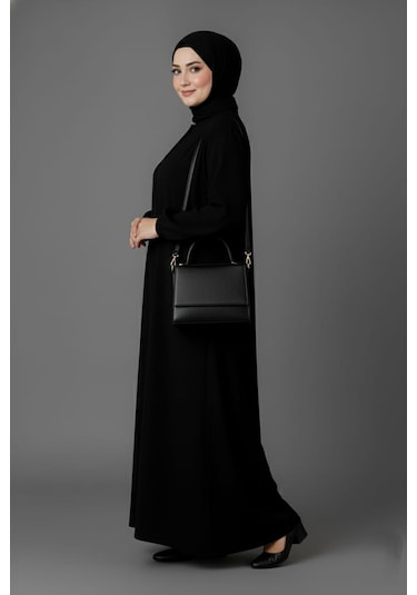 Medine İpeği Mevlana Kesim Cepli Kuşaklı Bol Büyük Beden Ferace Siyah