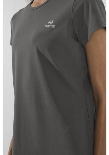 Koyu Gri Basic Kısa Kol Standart Kalıp O Yaka Kadın T-shirt - 97144 Koyu Gri