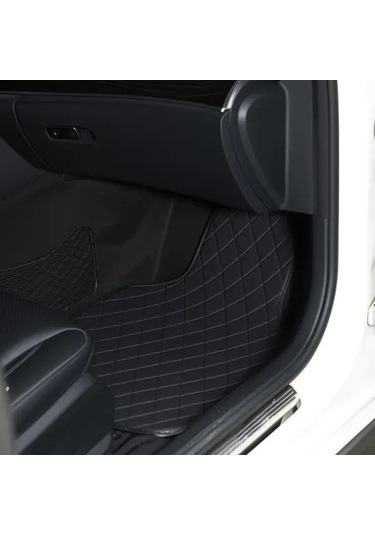 Sandwich Motion003 Audi S4 2017-2025 Kırmızı Premium Pvc Oto Paspası - Elmas Desenli Dayanıklı Otomobil İçin