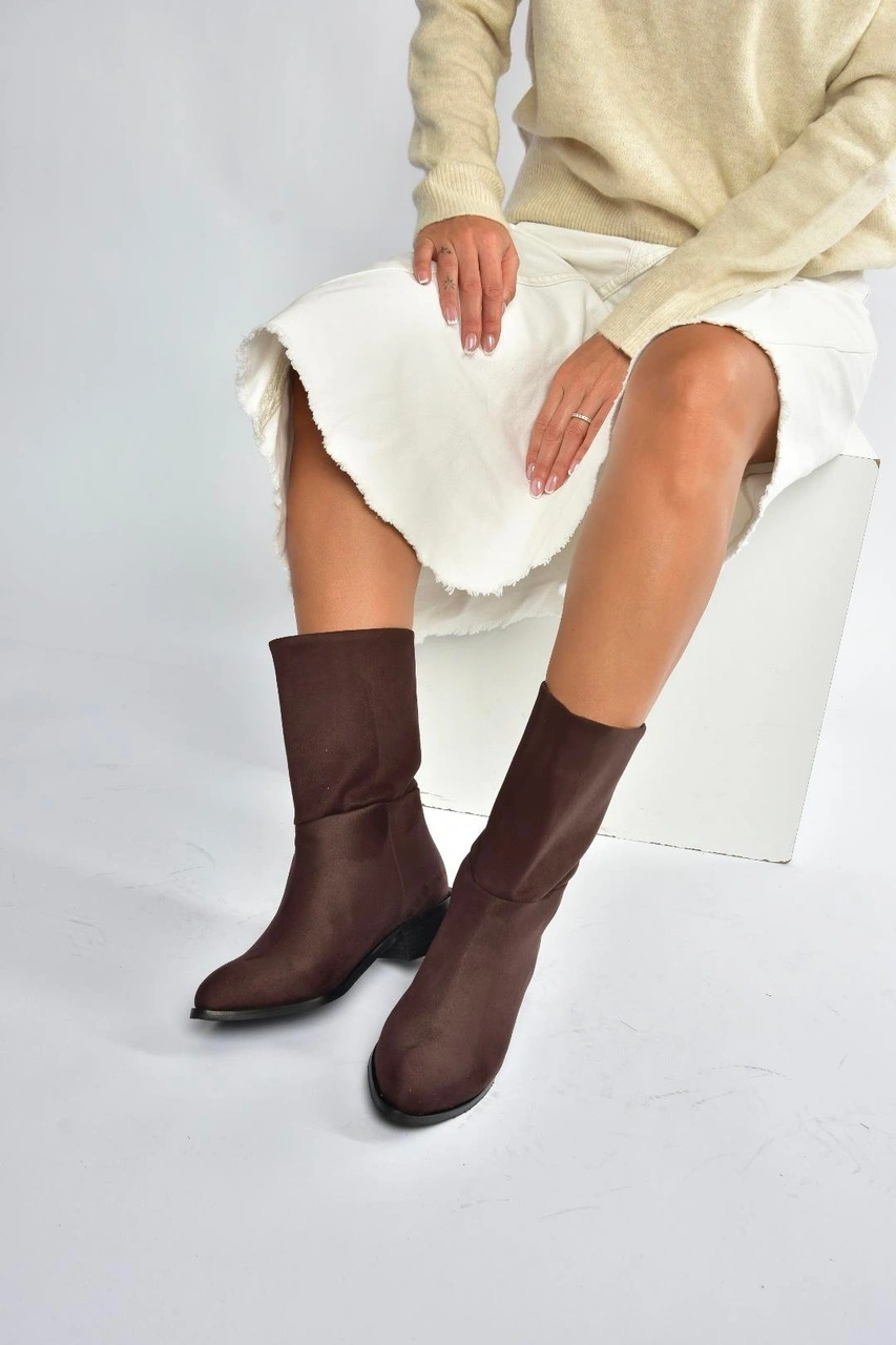 L726597702 Kahverengi Süet Düz Taban Günlük Kadın Bot Kahverengi-süet