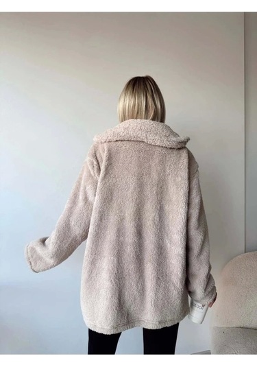 Kadın Uzun Kollu Cep Ve Düğme Detay Wellsof Kumaş Kaban Bej