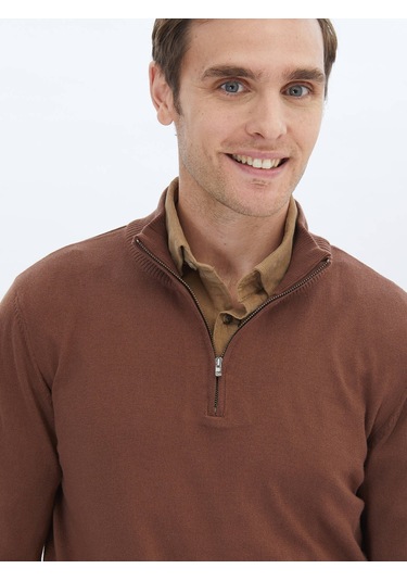 Kip Kahverengi Yarım Balıkçı Yaka Desenli Pamuk Karışımlı Triko Çok Renkli