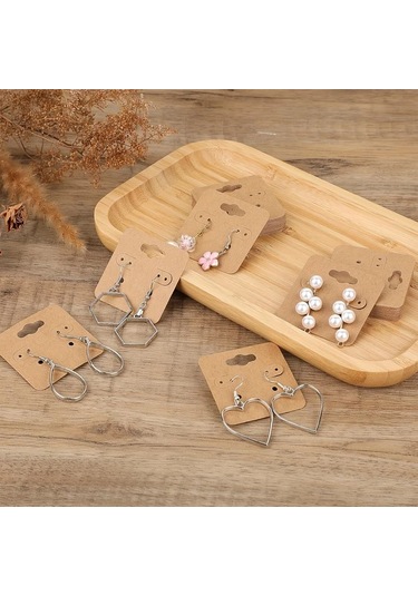 Willowhaven 200 Adet 2x2 Inç Kraft Kağıt Küpe Kartı Kesimli Sağlam Asma Etiketi Beyaz