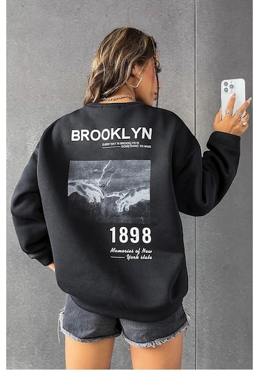 Unisex Bebe Mavisi Brooklyn 1898 Baskılı Bisiklet Yaka Oversize Sweatshirt Siyah