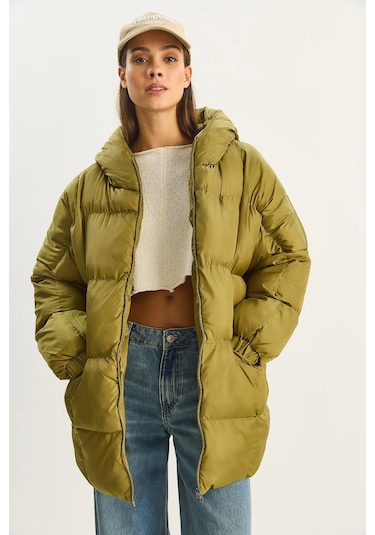 Shade Kadın Kapüşonlu Oversize Yarasa Kol Şişme Mont 60283686 - Yeşil