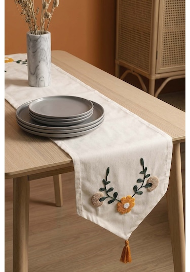 Sarı Papatya Punch İşlemeli Runner 35x140 Cm Çok Renkli