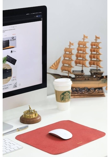 Guard Kırmızı Hakiki Deri Mouse Pad 30x27 Cm P30x27