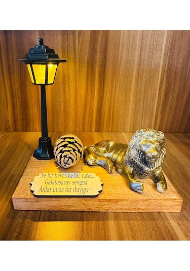 Galatasaray Özel Tasarım Hediyelik Biblo Işıklı Aslan Biblo