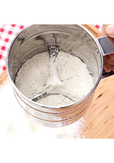 Elde Taşınabilir Un Eleği Paslanmaz Çelik Kullanımı Kolay Hızlı Kullanışlı Pas Önleyici Pişirme İçin Yaratıcı Un Eleği Gümüş