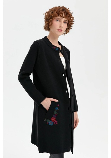 Desen Triko Kadın Dik Yaka Cebi İşlemeli Uzun Yün Kaban 24012 Siyah Siyah