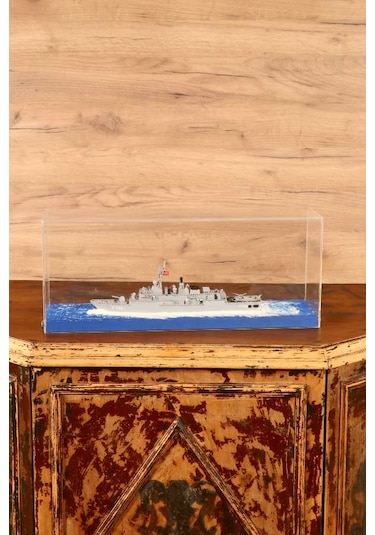 TCG Yıldırım F 243 Savaş Gemisi Maketi