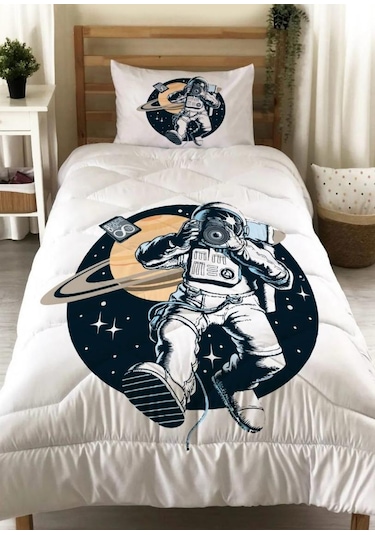 Astronot Model Dijital Baskı Yorgan Ve Yastık Kılıfı