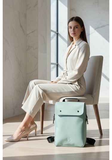 Sage Adaçayı Yeşili Dock Structured Sırt Çantası Çok Renkli