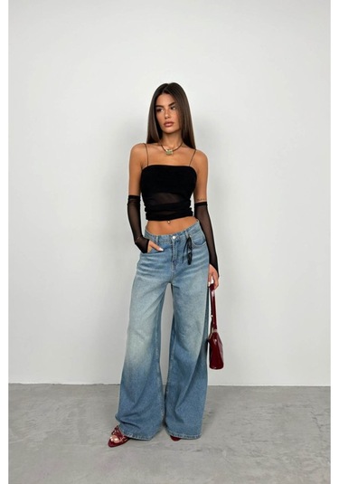 Kolluk Detay Askılı Tül Bluz Siyah