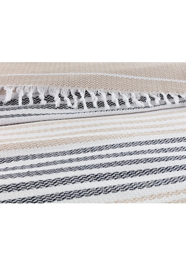 Madame Coco Sheryl Çift Kişilik Yatak Örtüsü