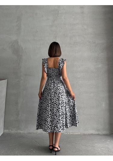 Kadın Çiçek Desenli Fırfır Detaylı Yazlık Dokuma Elbise Siyah