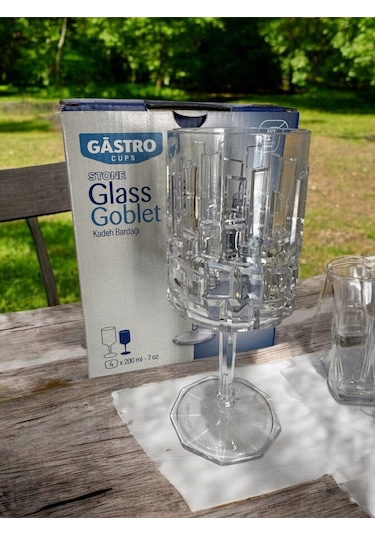 Kırılmaz Kadeh Bardak 200 Ml Kokteyl Ve Şarap Kadehi Polikarbon Özel Üretim 1 Adet - Şeffaf