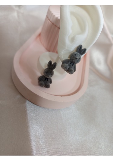 Gri Peluş Tavşanlı Küpe
