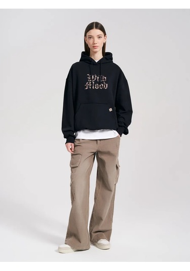 Tvoe Oversize Kapüşonlu Sweatshirt, Kadife Baskılı Kapüşonlu Oversize Sweatshirt, Kadife Baskılı 274308545 Siyah