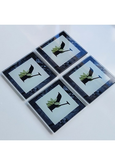Decorita Cam Bardak Altlığı Y Harfli Tasarım 4'lü Takım 10 x 10 CM Çok Renkli