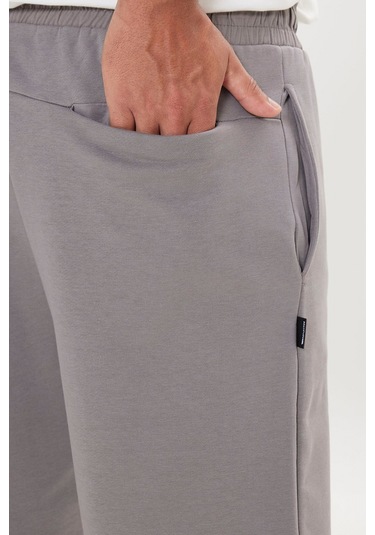 Ac&Co / Altınyıldız Classics Erkek Grı Standart Fit Normal Kesim Pamuklu Cepli Örme Şort Gri