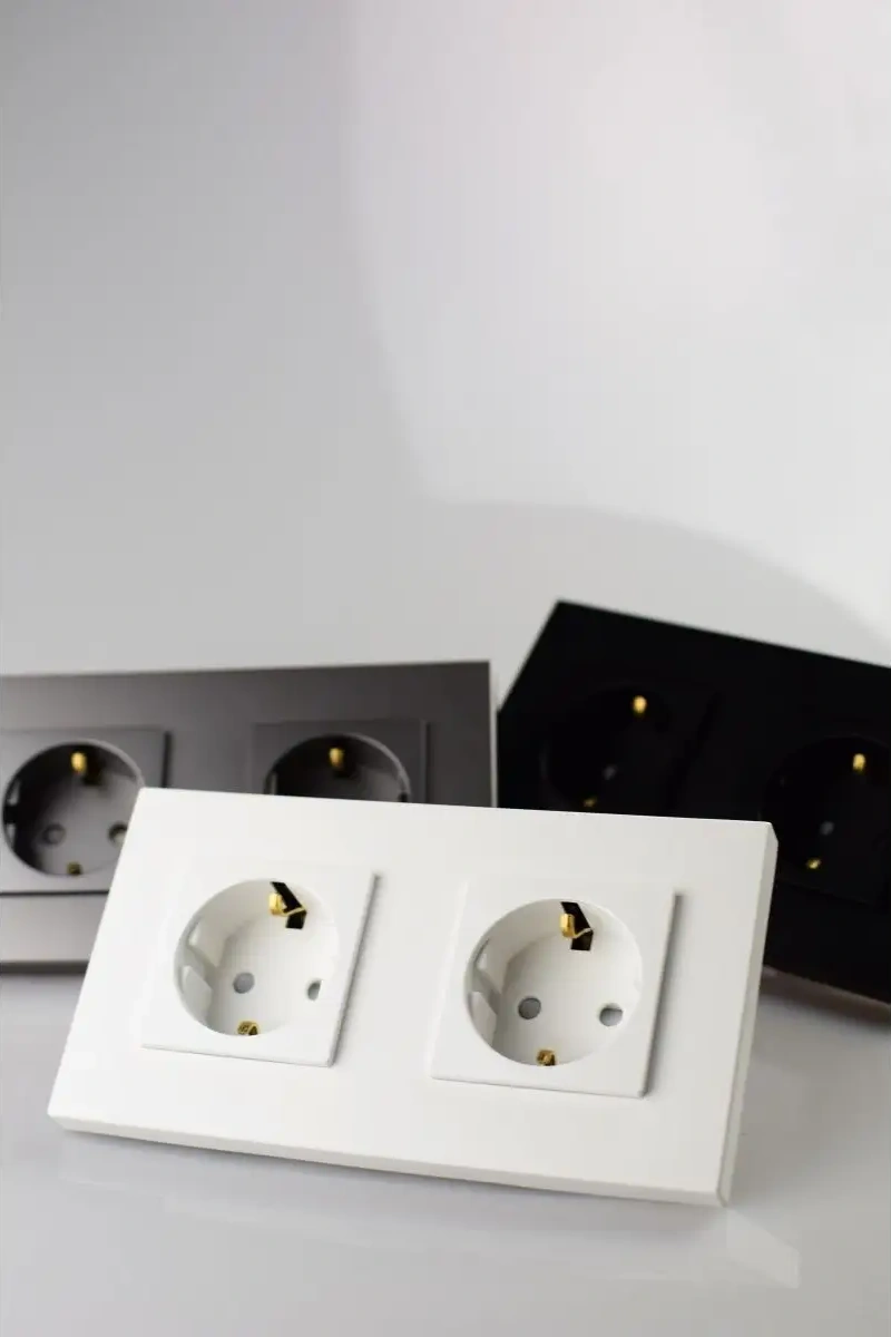 Vo'stabl Topraklamalı Çiftli Beyaz Priz 145892365 102