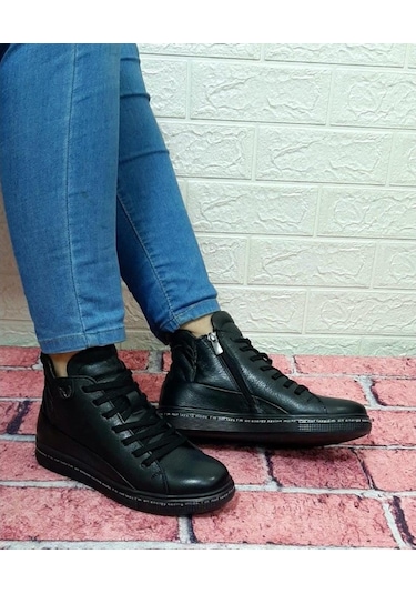 Voyager 8498 Siyah Hakiki Deri Kaymaz Taban Fermuarlı Bağacaklı B